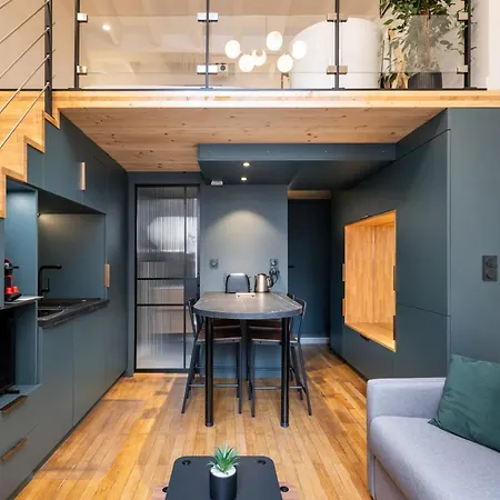 شقة Urban Escape Loft With Balcony & Jacuzzi Near The Opera *